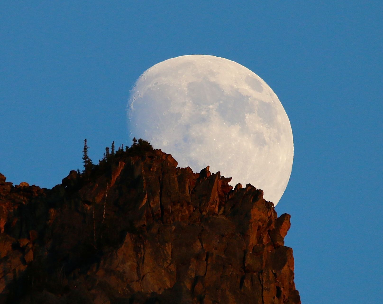 Moon rise